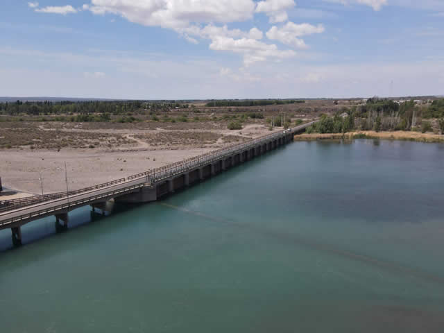 Dique Cipoletti Luján de Cuyo Mendoza Argentina