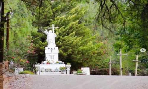 Cristo de las Vinas Cruz de Piedra Maipu Mendoza Argentina